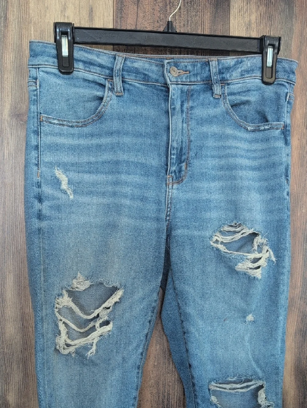 American Eagle Next Level Stretch Hi Rise Jegging Destroyed Jeans 12     F230